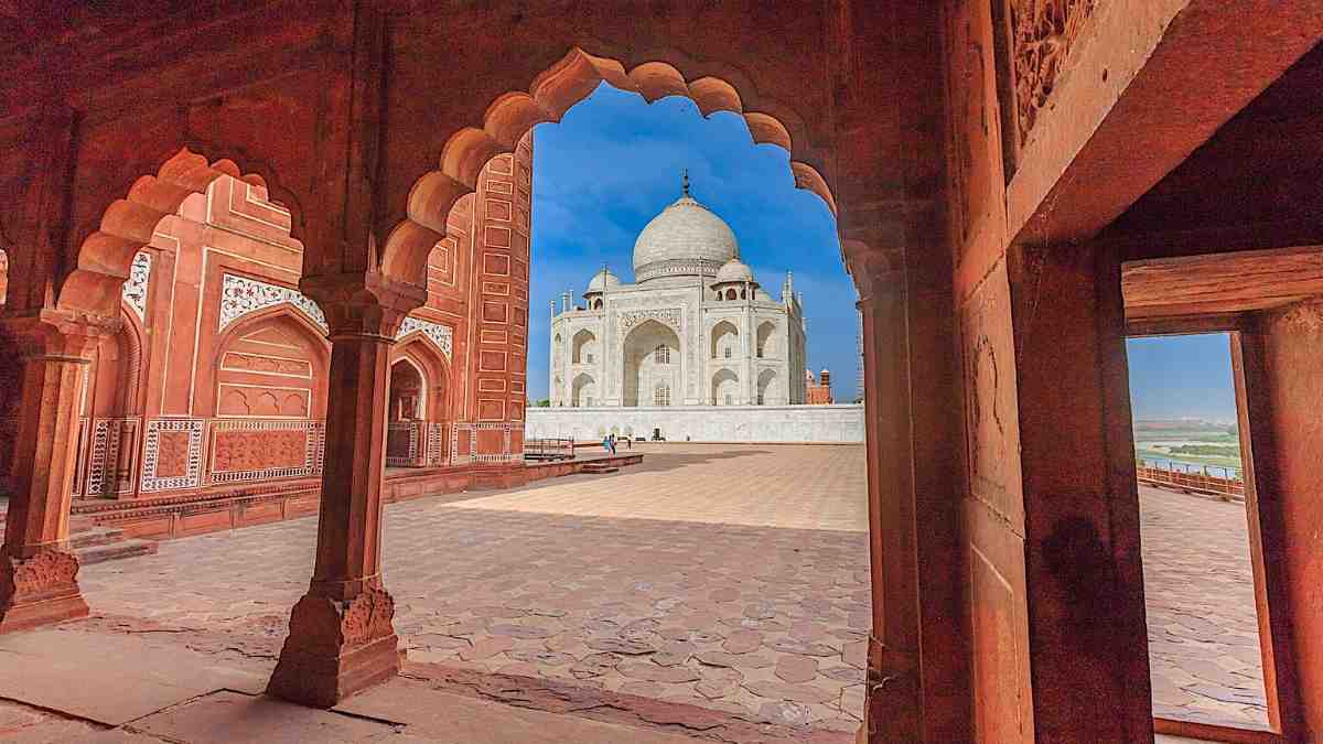 Explore the Golden Triangle Tour India
